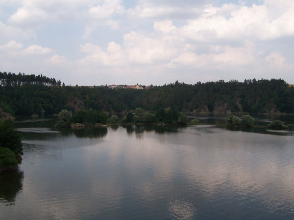 na fotce: Dalešická přehrada