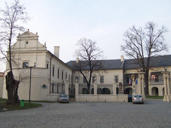 na fotce: Přemyslovský palác - dnes Arcidiecézní muzeum