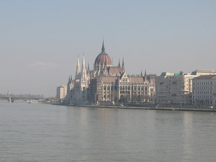 na fotce: parlament snad taky
