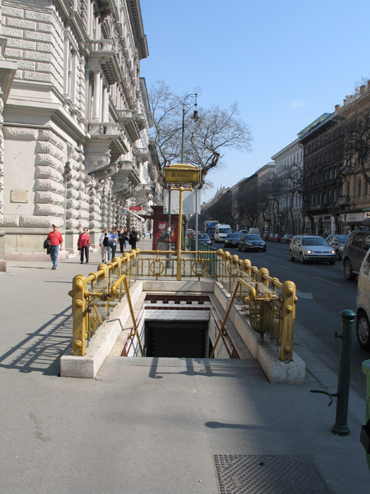 na fotce: nejstarší metro ve střední Evropě je z roku 1896