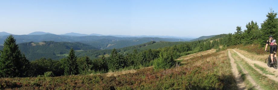 na fotce: panoráma s bajkerem